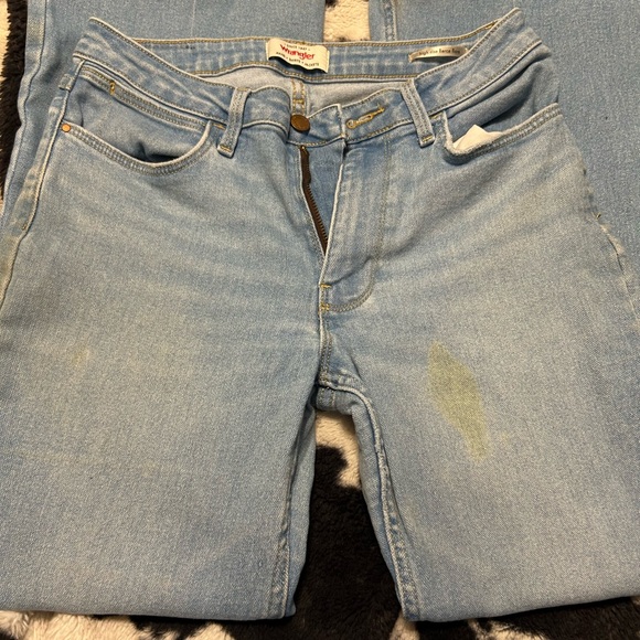 Wrangler Flares- light wash - Picture 4 of 4